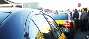 El taxi, principal vía de acceso al Aeropuerto de Barcelona – El Prat