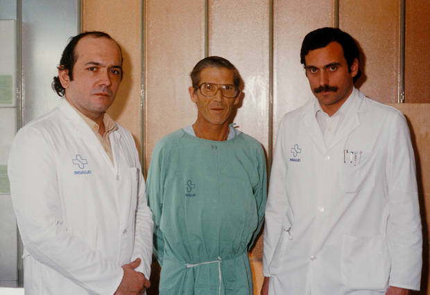Imatge del primer trasplantament de fetge de l'Estat espanyol, realitzat a Bellvitge l'any 1984