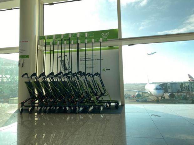 Ahora los viajes familiares son más cómodos en el Aeropuerto de El Prat