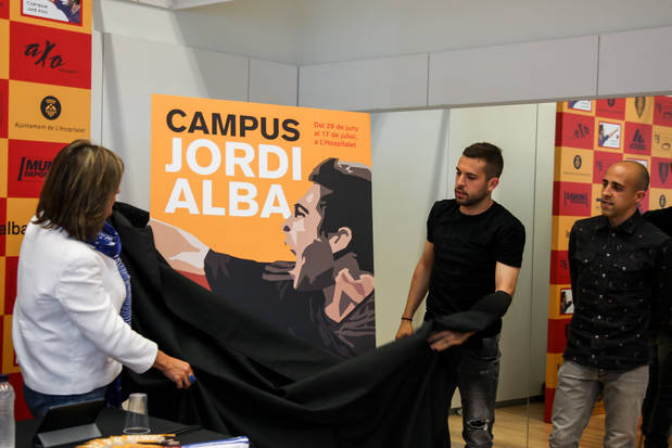 Jordi Alba abre su tercer Campus de verano