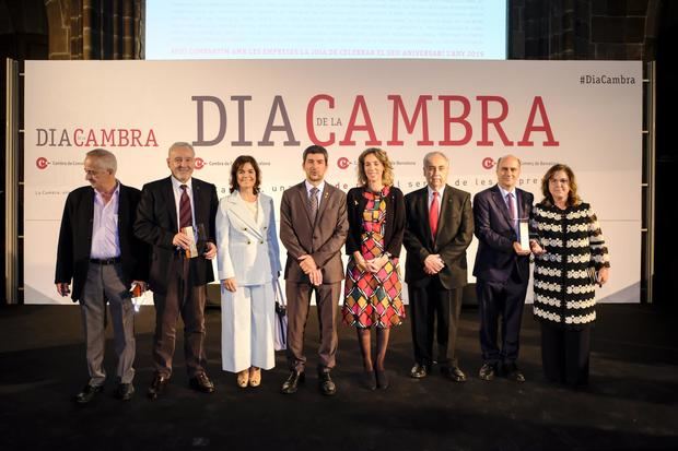 Las empresas del Baix Llobregat premiadas en el Dia de la Cambra, con el president Joan Canadell en el centro