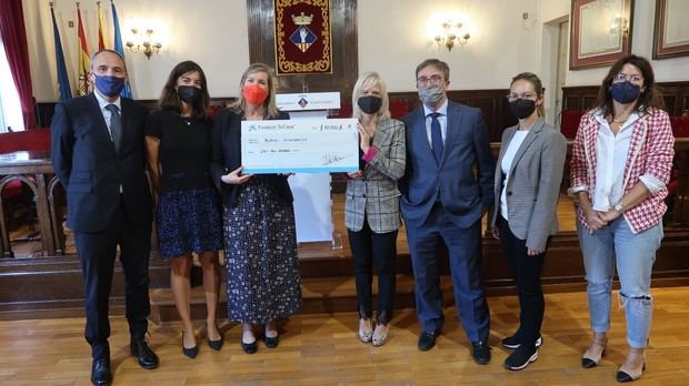 Fundación ‘La Caixa’ aporta 10.000 € al Centro Municipal de Alimentos de Esplugues