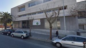 Cierre preventivo de la Escola Oficial d'Idiomes de El Prat por un caso de coronavirus