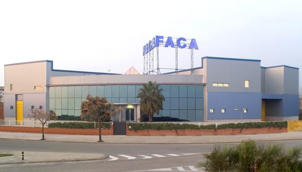 FACA Packaging de Cornellà celebra su primer medio siglo apostando por la tecnología