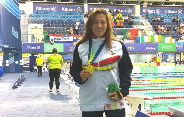 La nadadora de Castellví Nuria Marquès consigue el oro continental en los 100 metros espalda