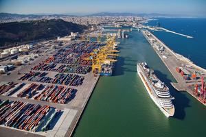 Crece un 6,8% el tráfico de contenedores en el puerto desde el comienzo del año
