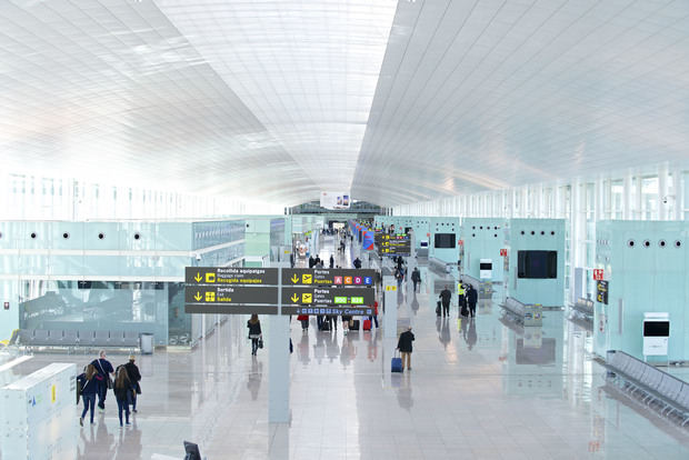 El Aeropuerto de El Prat crece casi un 9% en octubre