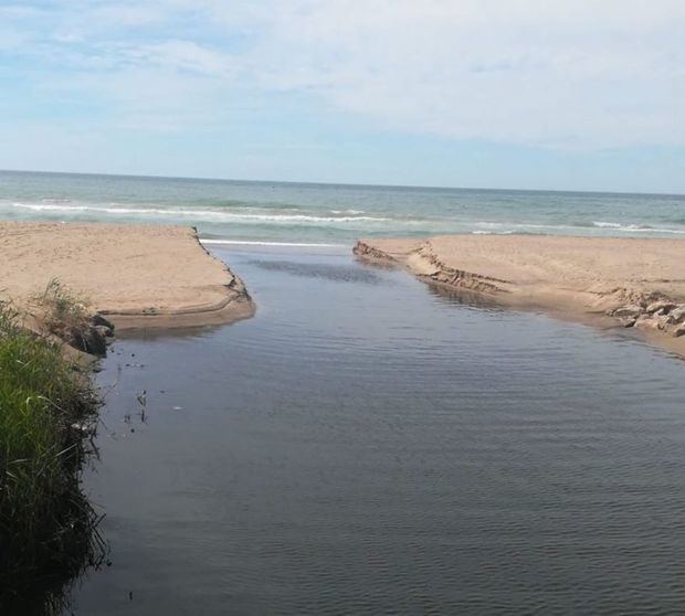 Los vertidos de aguas residuales al mar y las inundaciones de Castelldefels tienen fecha de caducidad