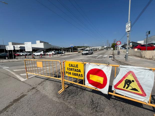 Cortada la avenida de Ca n'Amat en Abrera hasta el sábado 24