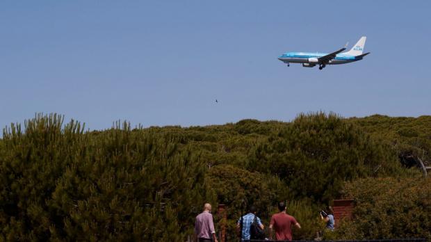 El Govern de Illa aterriza con turbulencias en la ampliación del aeropuerto de El Prat