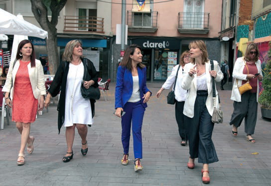 El juny El Llobregat va reunir les alcaldesses de la comarca per fer una fotografia a Sant Ramon Nonat. 