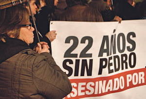 La madre de Pedro Álvarez en la última manifestación | Desideria Petrache - DateCuenta