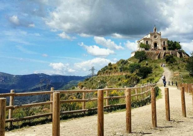 Horario de agosto para subir al mirador de la ermita de Sant Ramon