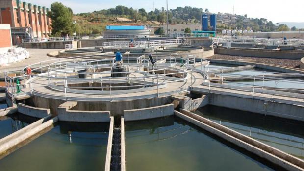 Alerta por fuga química: 50 litros de ácido clorhídrico en la planta potabilizadora de Abrera