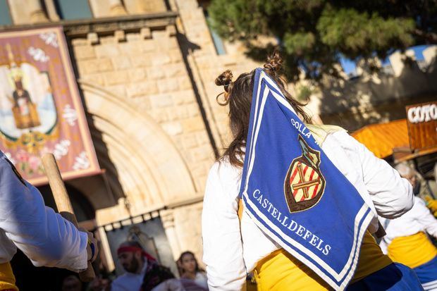 Al mal tiempo, buena cara. La Festa Major d’Hivern ha sido un éxito a pesar de la ventisca