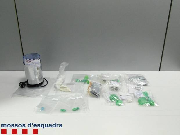 Quatre homes detinguts a L’Hospitalet per presumpte tràfic d’heroïna