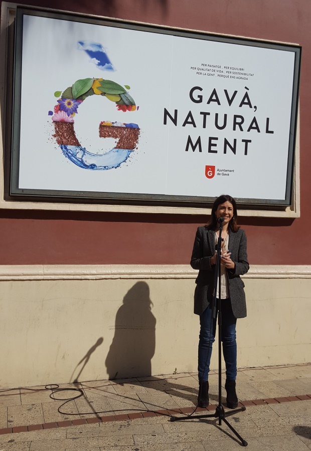 L'alcaldessa de Gavà, Raquel Sánchez, ha presentat la nova imatge de ciutat al Nou Mercat del Centre