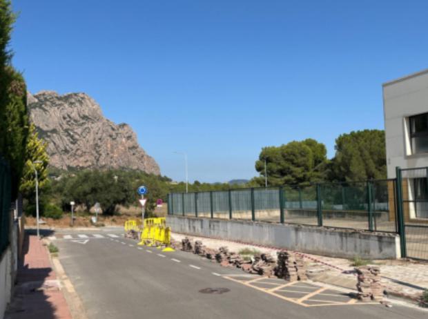 Obras de mejora del acceso al Instituto de Collbató durante las vacaciones escolares