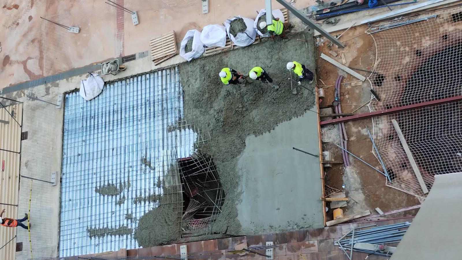 Hundimiento del hormigón en las obras de conservación de los hornos históricos del recinto Cosme Toda