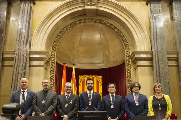 El Parlament de Catalunya ha iniciado hoy, con la constitución de la Mesa, su XII Legislatura