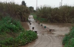 La pasarela del río entre Sant Boi y Cornellà permanece cerrada tras las fuertes lluvias