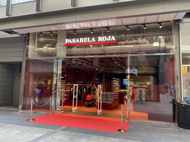 La marca Pasarela Roja abre una nueva tienda en el centro comercial Splau