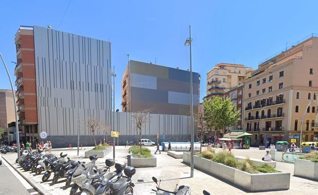 Plaza de la Solidaritat, en el barrio de Collblanc