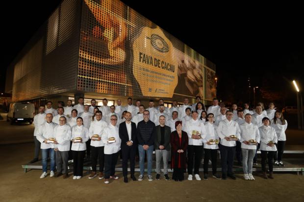 Sant Vicenç premia a las 50 mejores pastelerías de Cataluña con los galardones Fava de Cacau