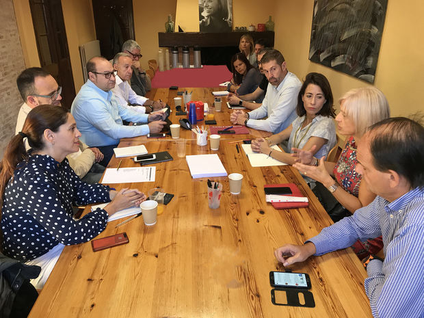 Reunión de los alcaldes y alcaldesas socialistas del Baix Llobregat.