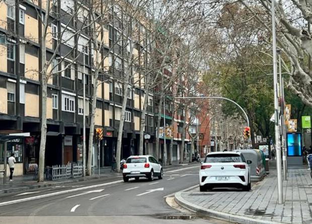 Endesa inicia las obras de soterramiento del cableado eléctrico en Sant Boi. Desvío de los autobuses