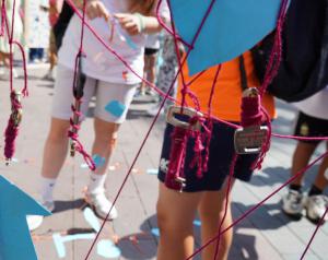 La exposición artística de alumnos de primaria de Sant Boi que abre las puertas a reflexionar