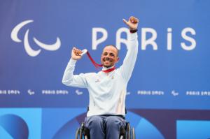 Otra victoria para Sergio Garrote en los Paralímpicos de París: medalla de plata en la ruta