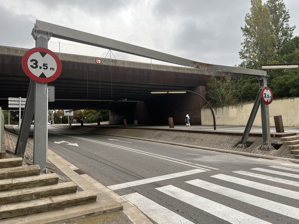 Punto en el que se ubicará el nuevo carril bici de la avenida Ciutat de Màlaga